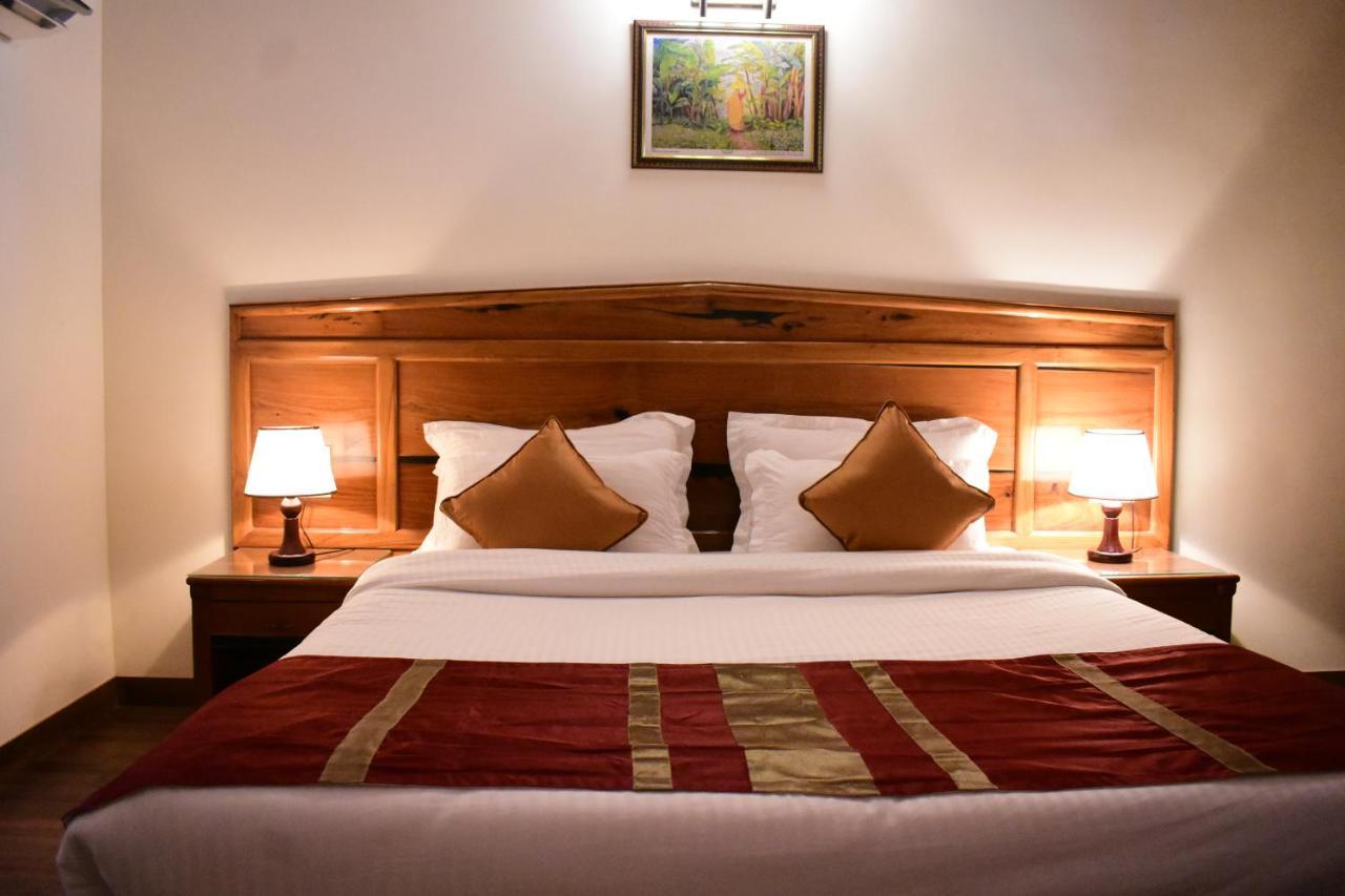 Aaroham The Watergate Hotel บีมตาล ภายนอก รูปภาพ