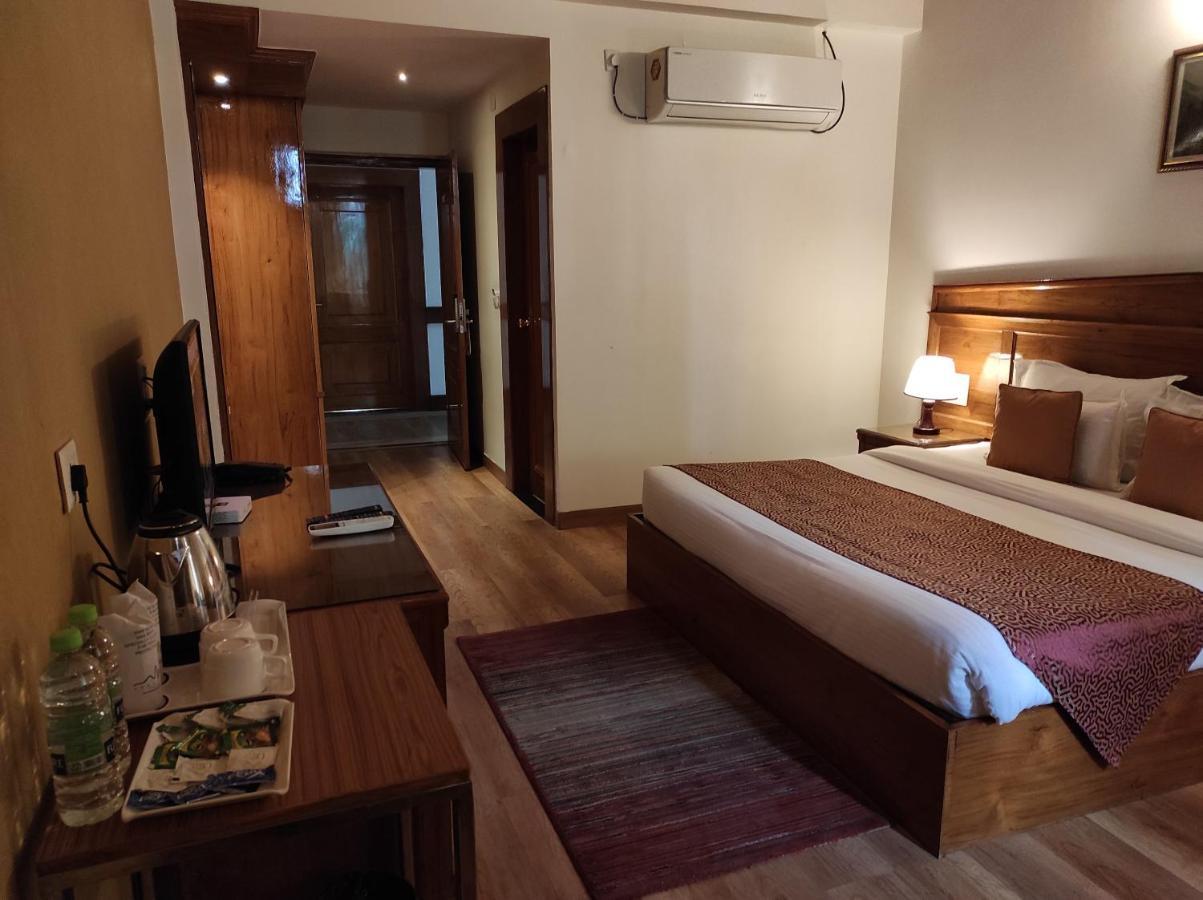 Aaroham The Watergate Hotel บีมตาล ภายนอก รูปภาพ